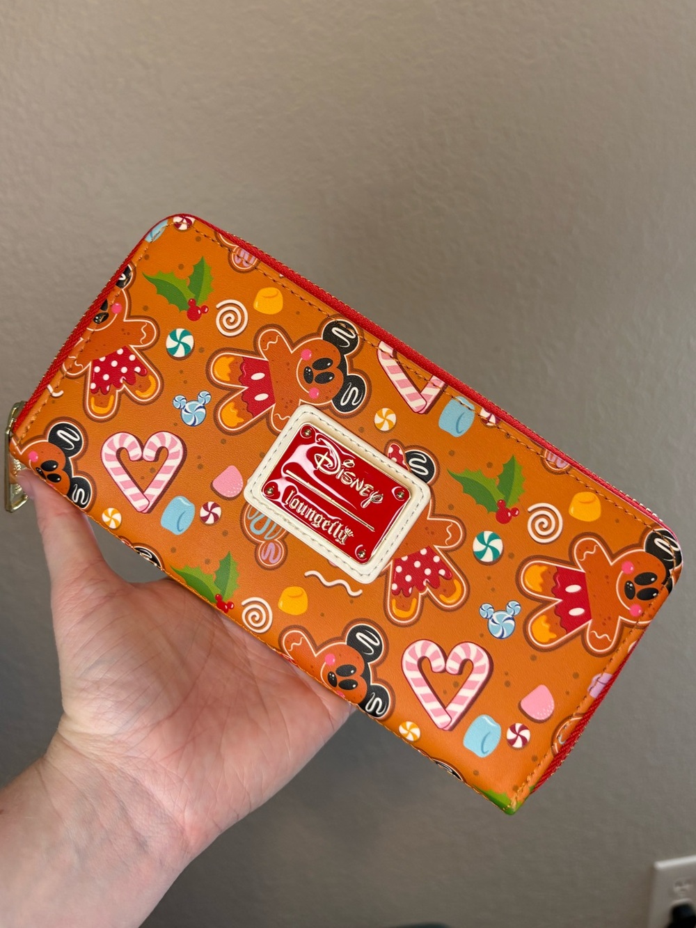 LOUNGEFLY DISNEY GINGERBREAD COOKIE AOP ZIP AROUND WALLET Christmas